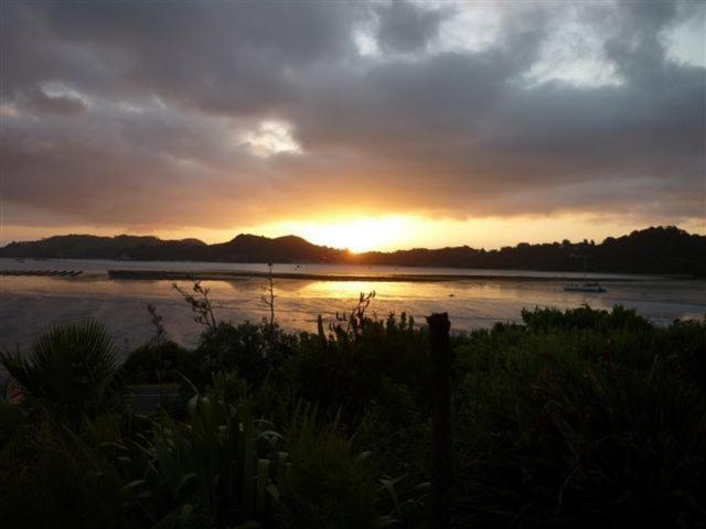 Harbour View Motel 4*