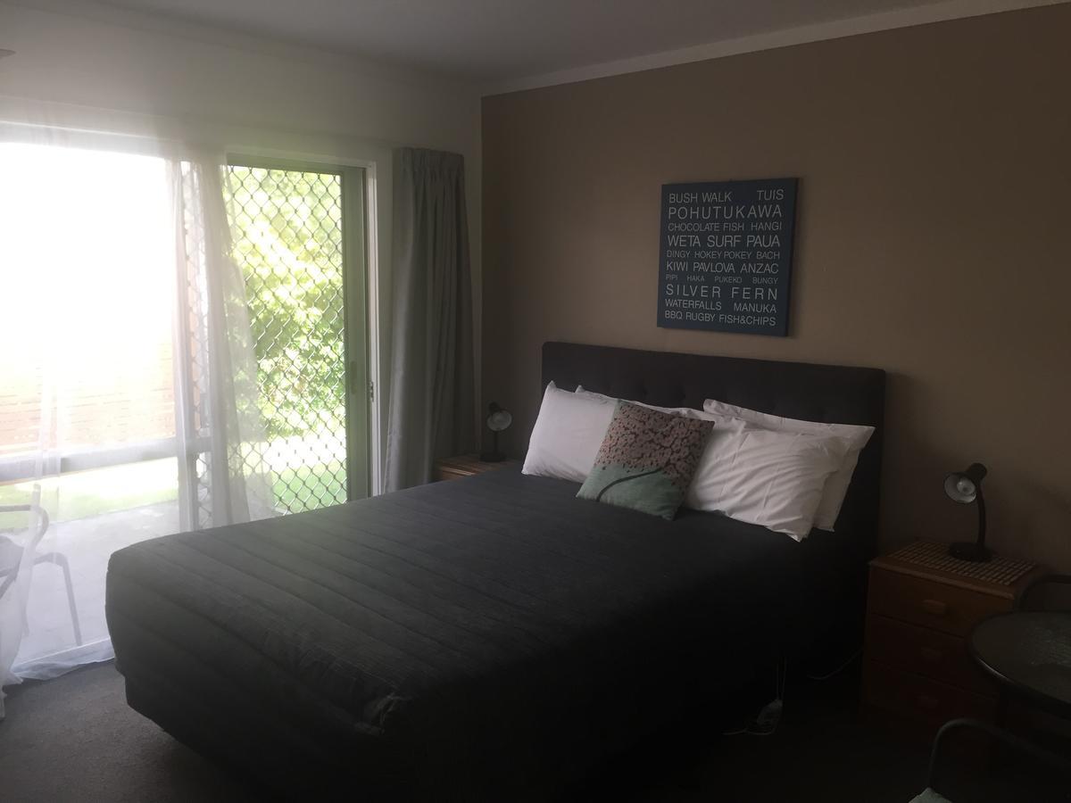 Harbour View Motel 4*